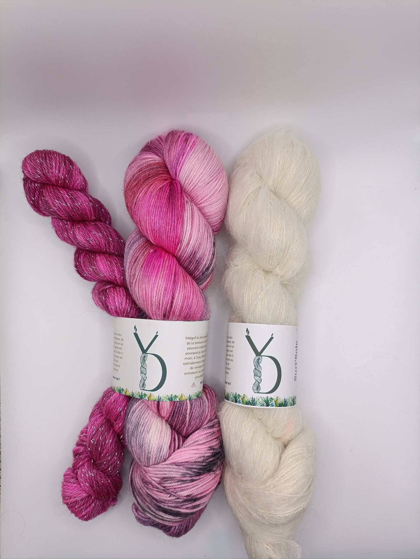 Petit Châle - Grand: Rose Foncé/Petit: Rose foncé/Suri Blanche - Octobre rose - 170g - Méri’Soie / Suri’Soie
