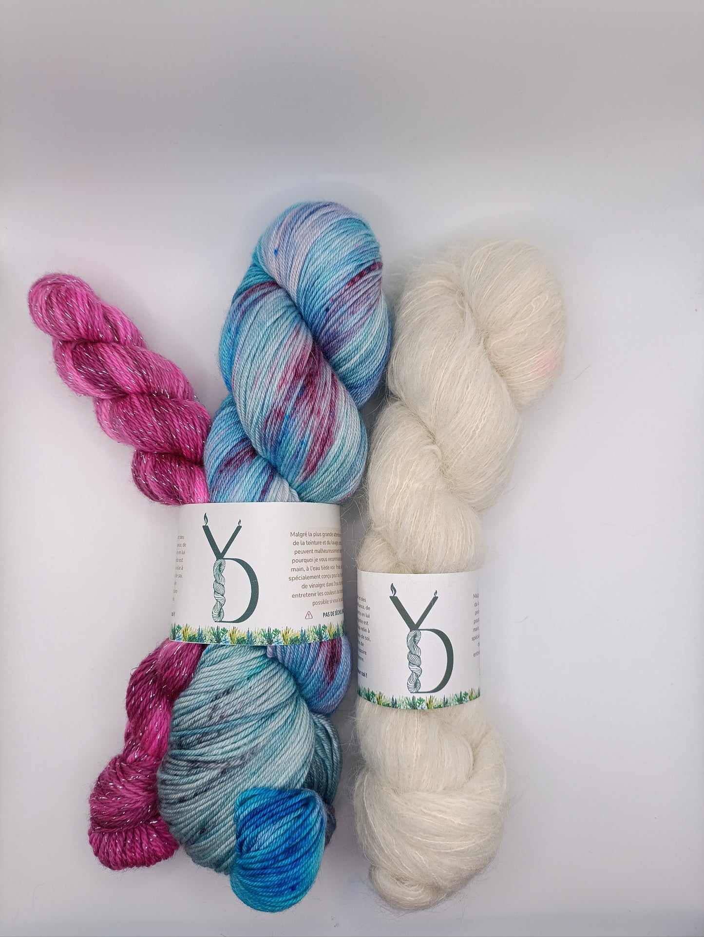 Petit Châle - Grand: Bleu/Petit: Rose/Suri Blanche - Octobre rose - 170g - Méri’Soie / Suri’Soie