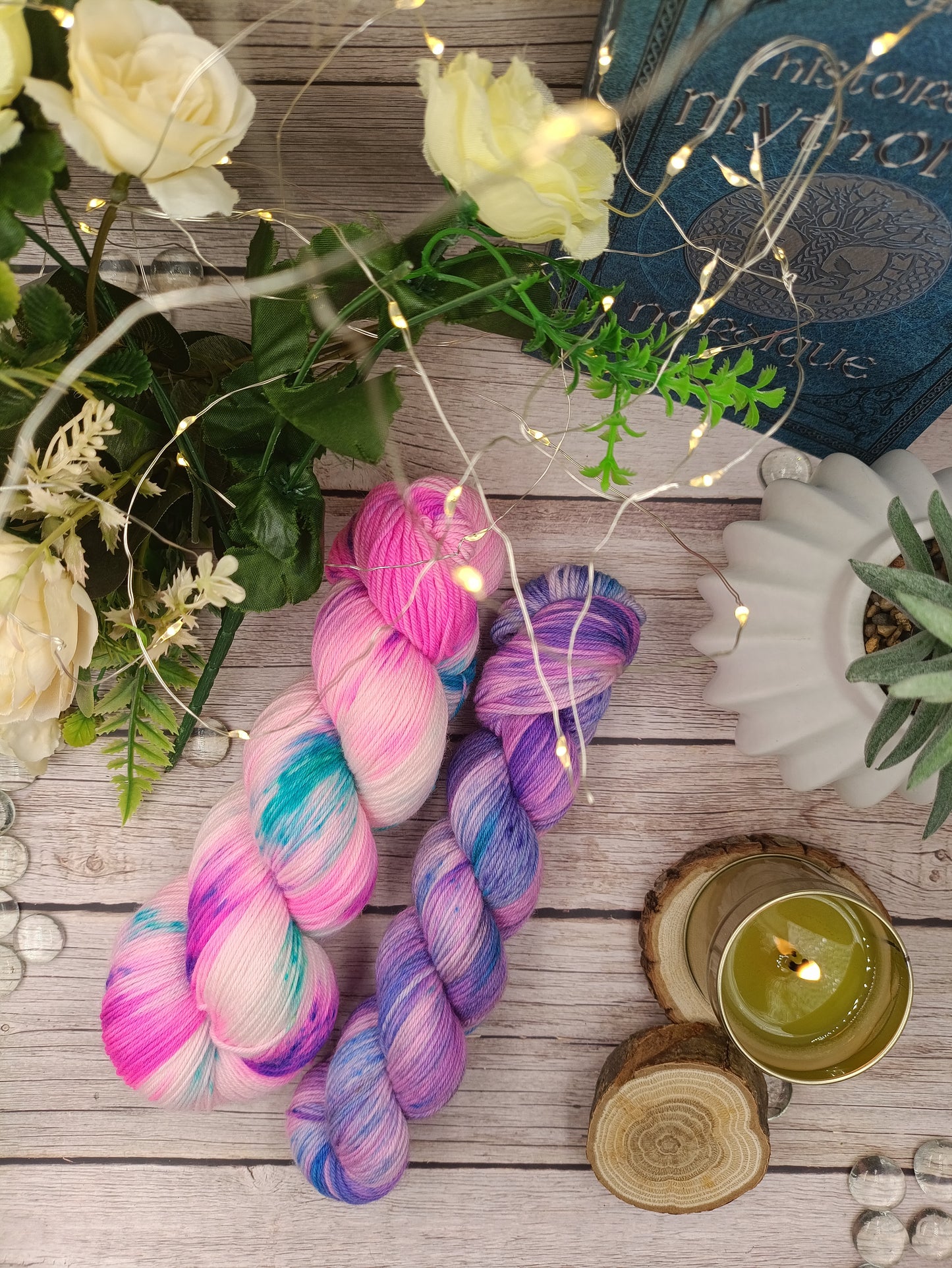 Mermaid Glow - Kit - Mérilon - Fingering - Écheveaux de laine teints à la main.