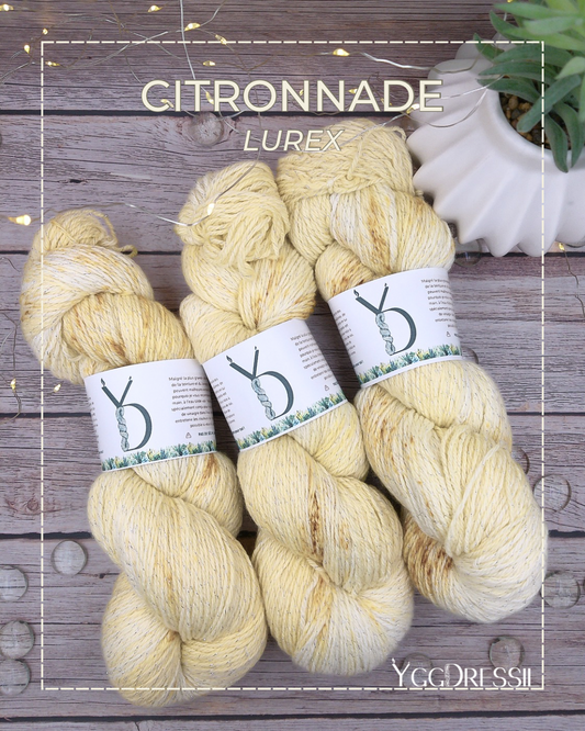 Citronnade - 100g - Fingering - Lurex - Écheveaux de laine teints à la main.